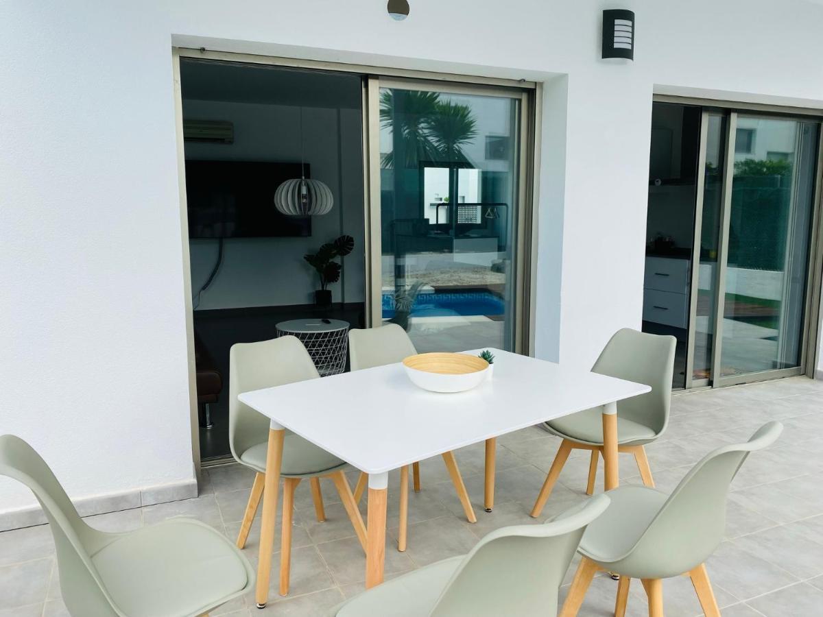 Casa Coco Stylisches Beachhouse Mit Pool & Sundeck Els Poblets Denia Екстериор снимка